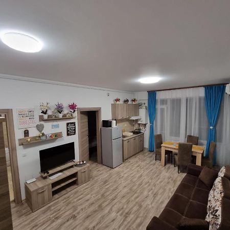 Summerland Apartment M&A Mamaia Exterior foto